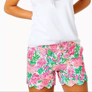 Lilly Pulitzer Buttercup Knit Short Size 2 NWT